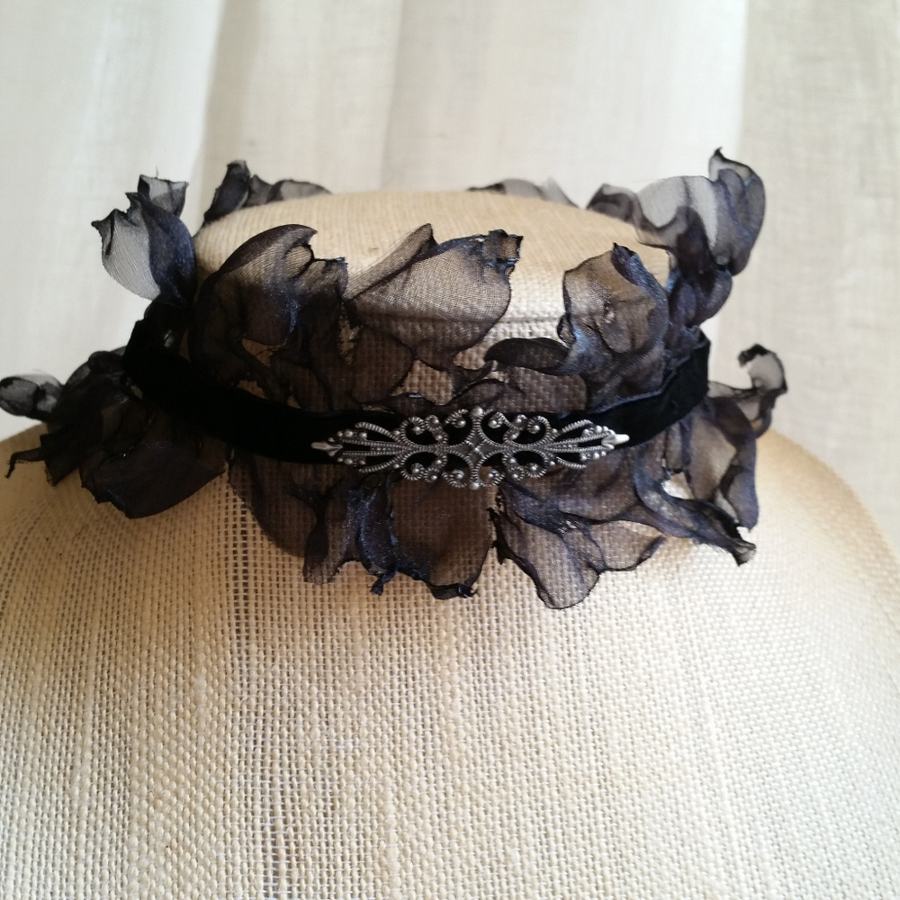  ❤ ❤~❤ Gothic Choker Necklace ❤~❤ ❤
